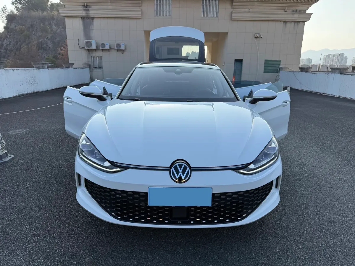2024 Volkswagen Lamando 1.4T 150HP L4 7DCT,autocango,china used car exporter,china ev exporter,chinese used car exporter,chinese used ev exporter