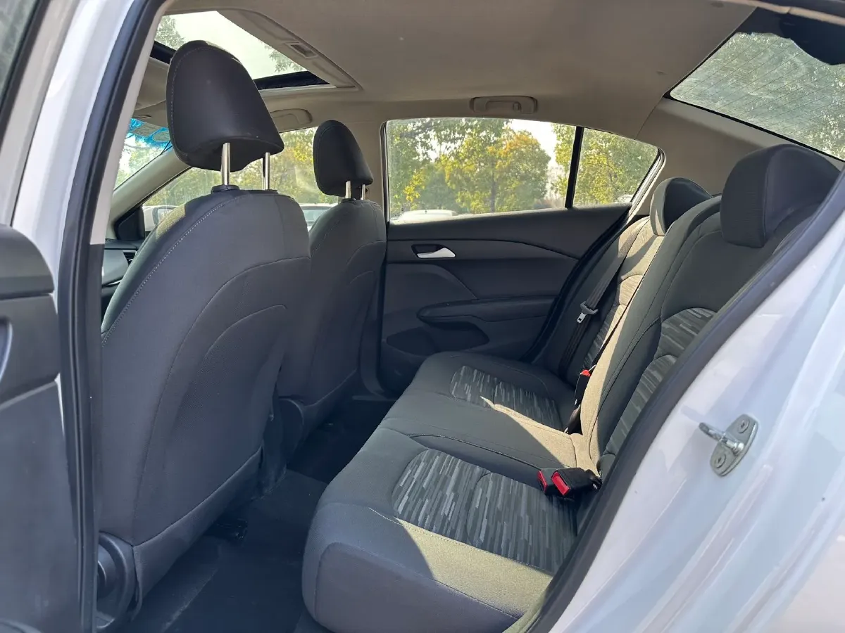 2019 Chevrolet Cavalier 1.5L 113HP L4 6AT,autocango,china used car exporter,china ev exporter,chinese used car exporter,chinese used ev exporter