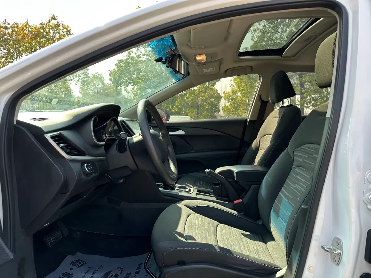 2019 Chevrolet Cavalier 1.5L 113HP L4 6AT,autocango,china used car exporter,china ev exporter,chinese used car exporter,chinese used ev exporter