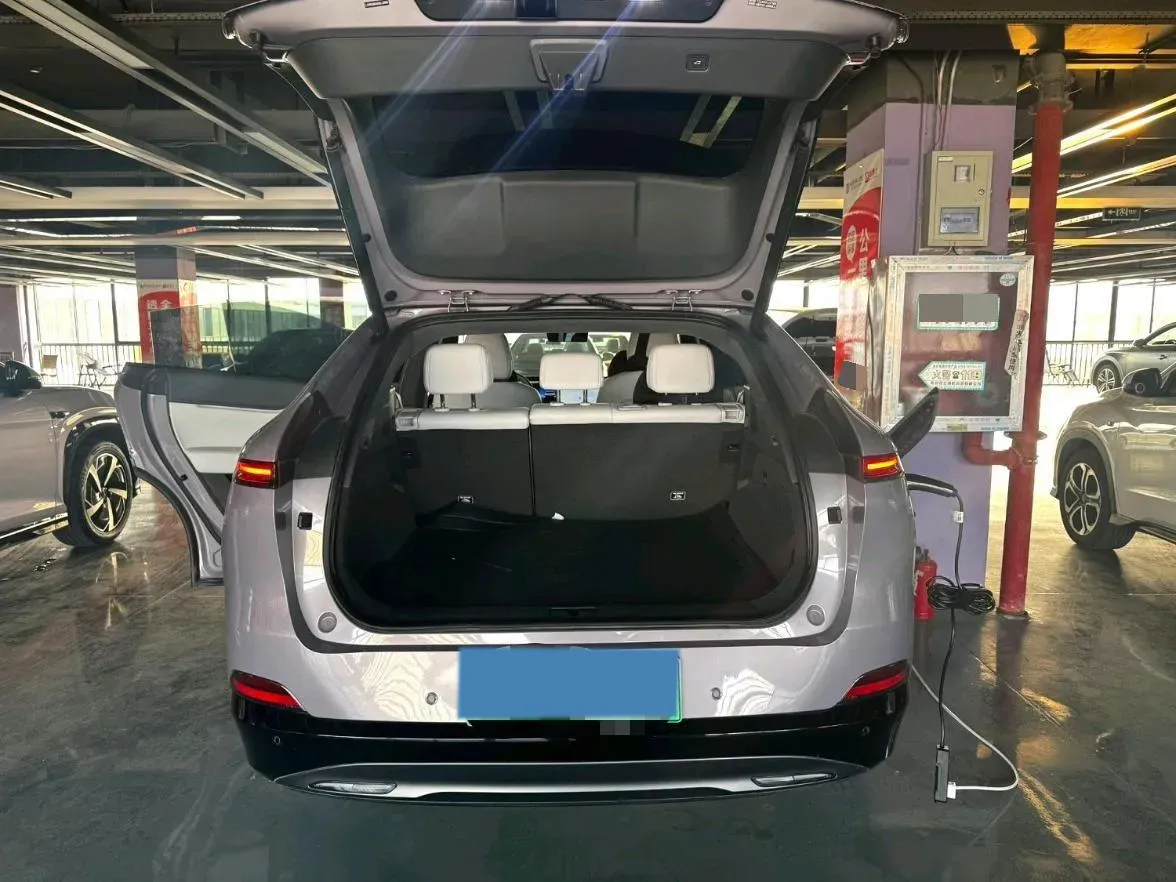 2025 Xpeng G6 BEV 68.5KWH,autocango,china used car exporter,china ev exporter,chinese used car exporter,chinese used ev exporter