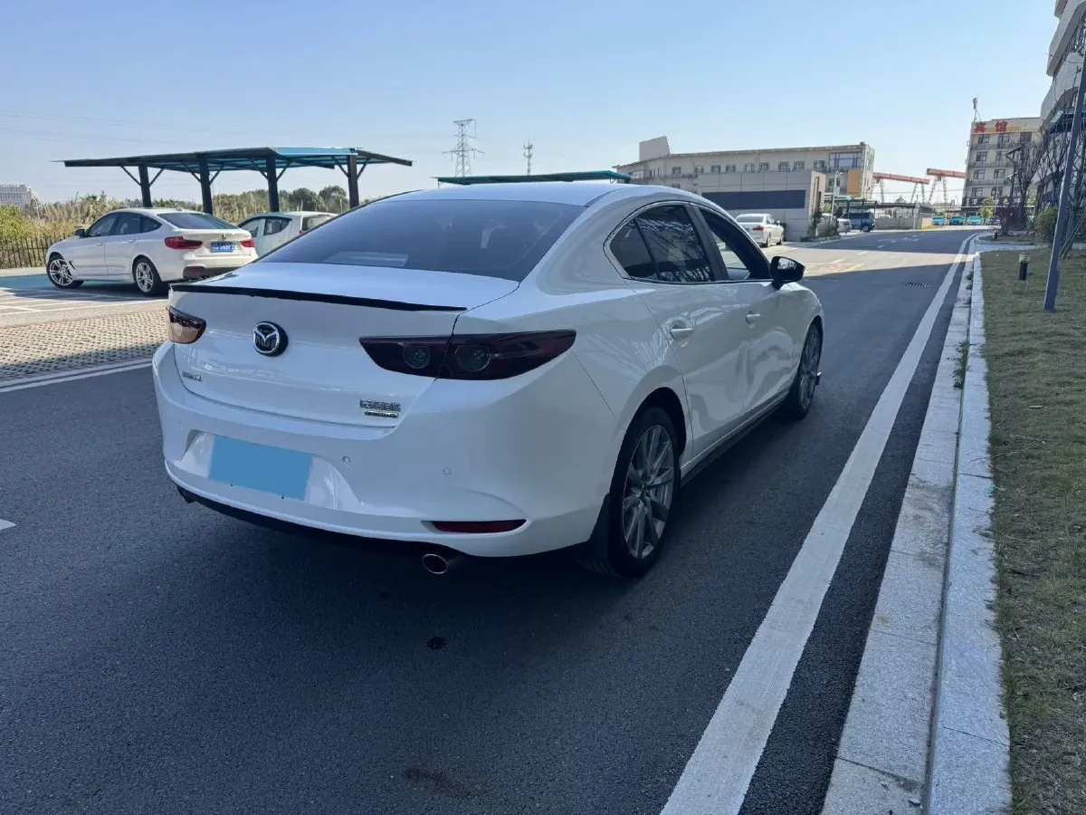 2022 Mazda 3 Axela 2.0L 158HP L4 6AT,autocango,china used car exporter,china ev exporter,chinese used car exporter,chinese used ev exporter