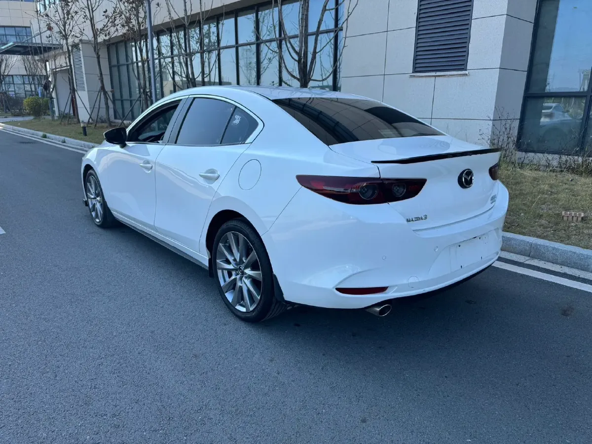2022 Mazda 3 Axela 2.0L 158HP L4 6AT,autocango,china used car exporter,china ev exporter,chinese used car exporter,chinese used ev exporter