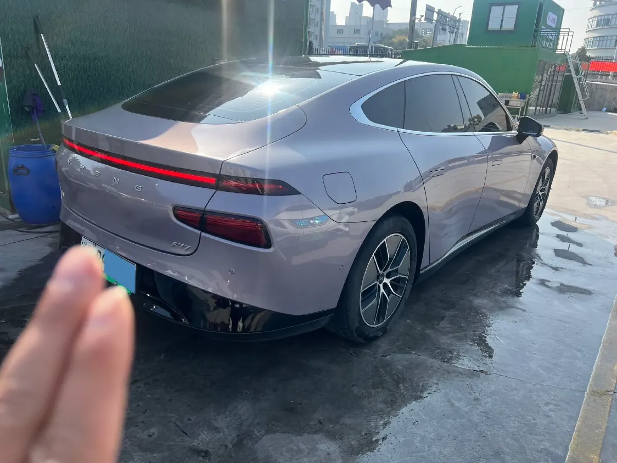 2023 Xpeng P7 BEV 86.2KWH,autocango,china used car exporter,china ev exporter,chinese used car exporter,chinese used ev exporter