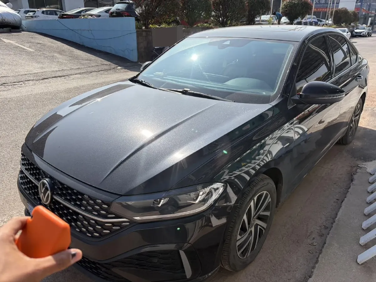 2024 Volkswagen Lavida 1.5T 160HP L4 7DCT,autocango,china used car exporter,china ev exporter,chinese used car exporter,chinese used ev exporter