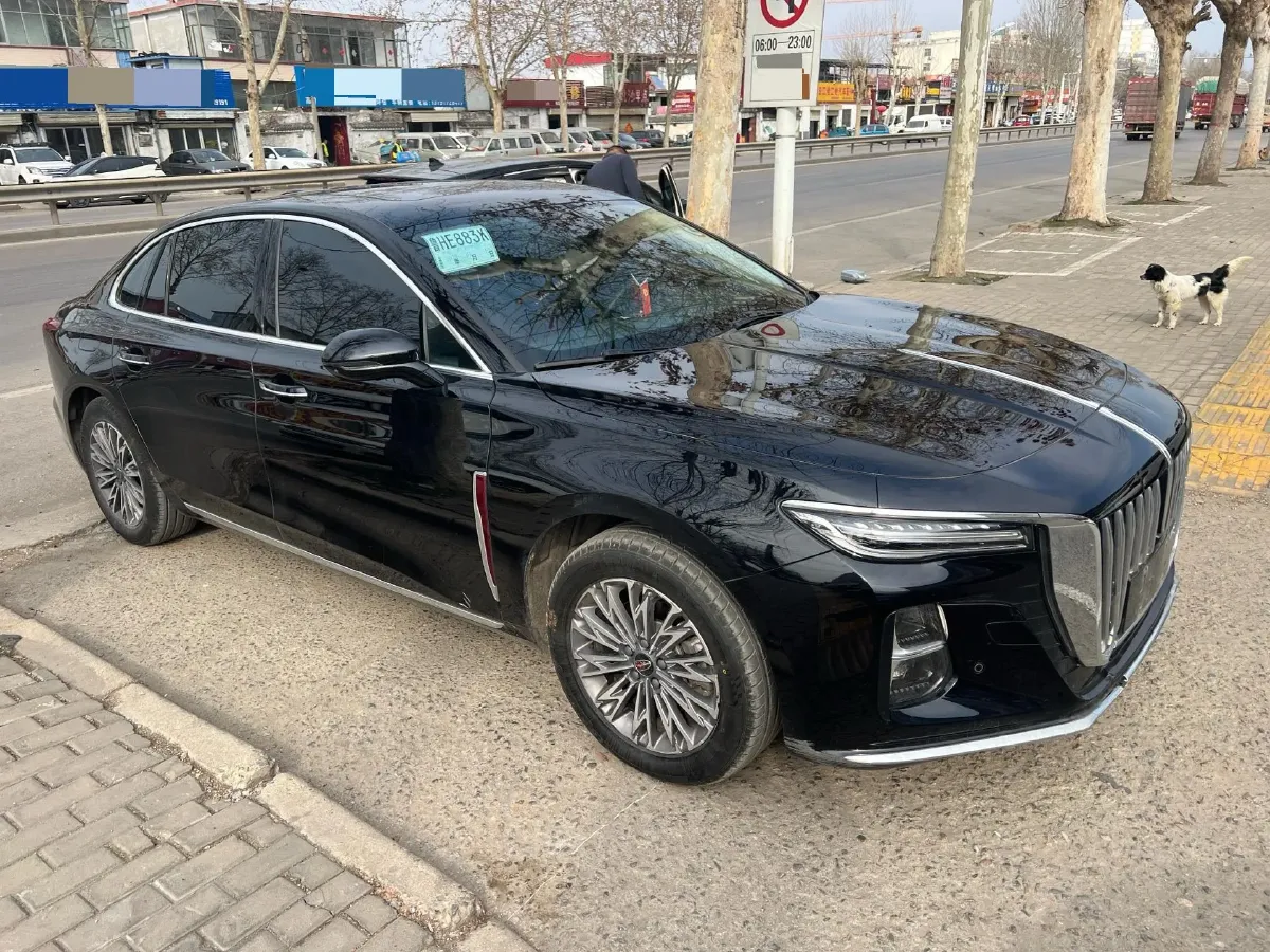 2023 HongQi H5 2.0T 224HP L4 8AT,autocango,china used car exporter,china ev exporter,chinese used car exporter,chinese used ev exporter