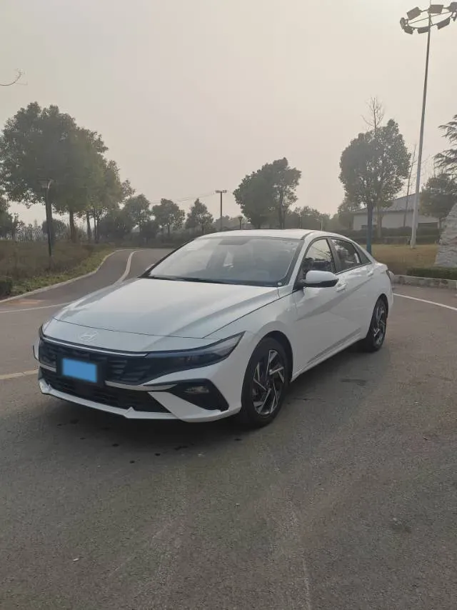 2023 Hyundai Elantra 1.5L 115HP L4 CVT,autocango,china used car exporter,china ev exporter,chinese used car exporter,chinese used ev exporter