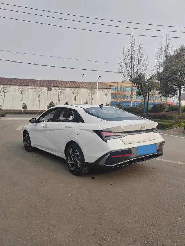 2023 Hyundai Elantra 1.5L 115HP L4 CVT,autocango,china used car exporter,china ev exporter,chinese used car exporter,chinese used ev exporter