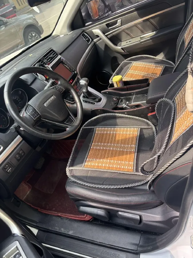 2019 Haval M6 1.5T 150HP L4 7DCT,autocango,china used car exporter,china ev exporter,chinese used car exporter,chinese used ev exporter