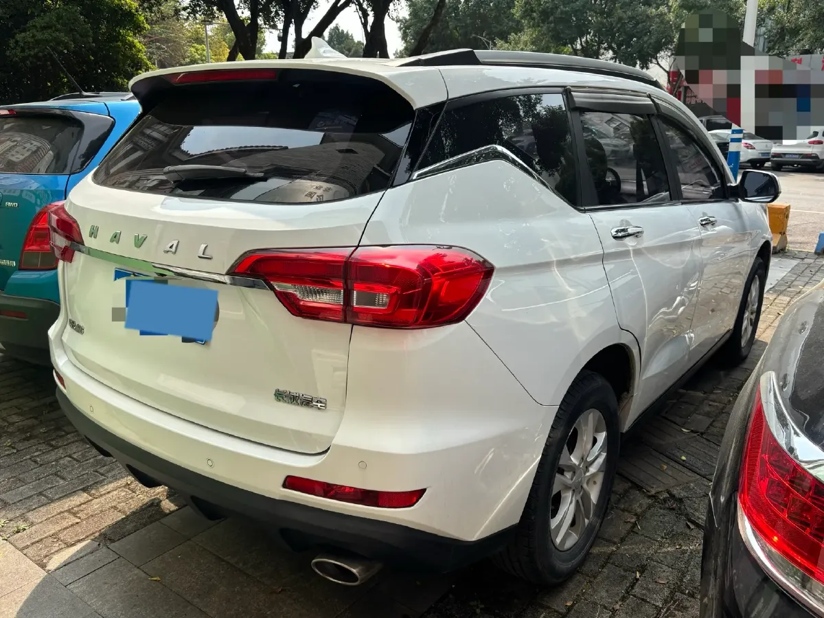 2019 Haval M6 1.5T 150HP L4 7DCT,autocango,china used car exporter,china ev exporter,chinese used car exporter,chinese used ev exporter