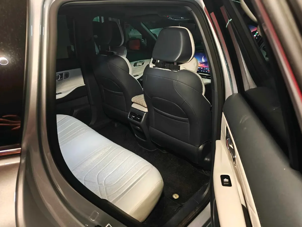 2025 BYD Sea Lion 05 DM-i 1.5L 101HP L4 E-CVT PHEV 18.3KWH,autocango,china used car exporter,china ev exporter,chinese used car exporter,chinese used ev exporter