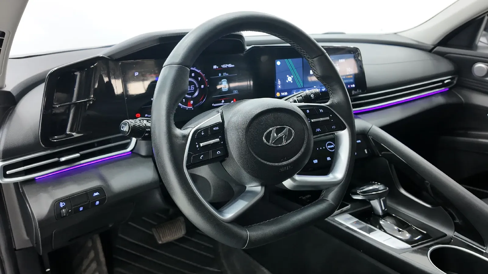 2022 Hyundai Elantra 1.5L 115HP L4 CVT,autocango,china used car exporter,china ev exporter,chinese used car exporter,chinese used ev exporter