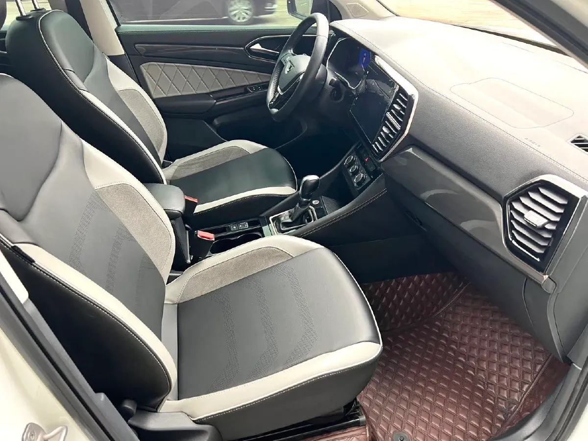 2022 Jetta VS7 1.4T 150HP L4 6AT,autocango,china used car exporter,china ev exporter,chinese used car exporter,chinese used ev exporter