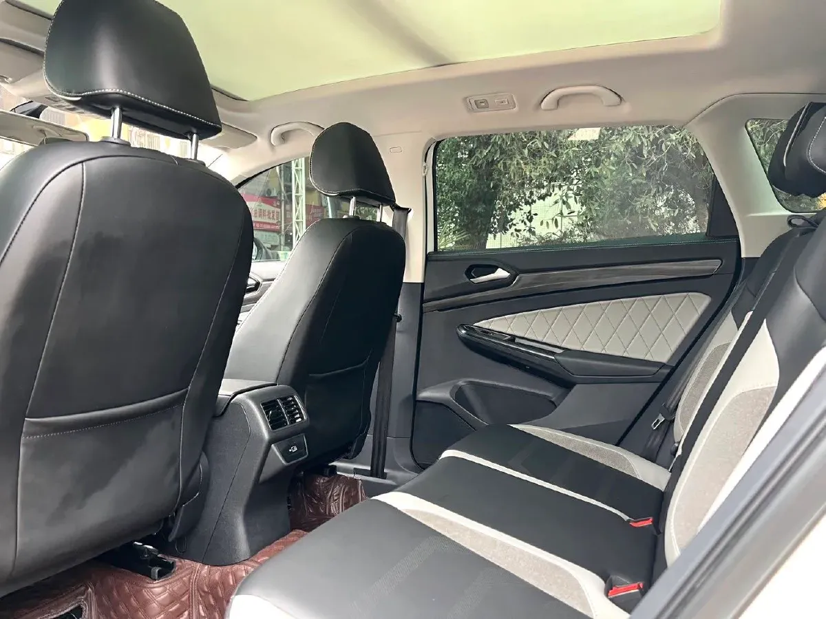 2022 Jetta VS7 1.4T 150HP L4 6AT,autocango,china used car exporter,china ev exporter,chinese used car exporter,chinese used ev exporter