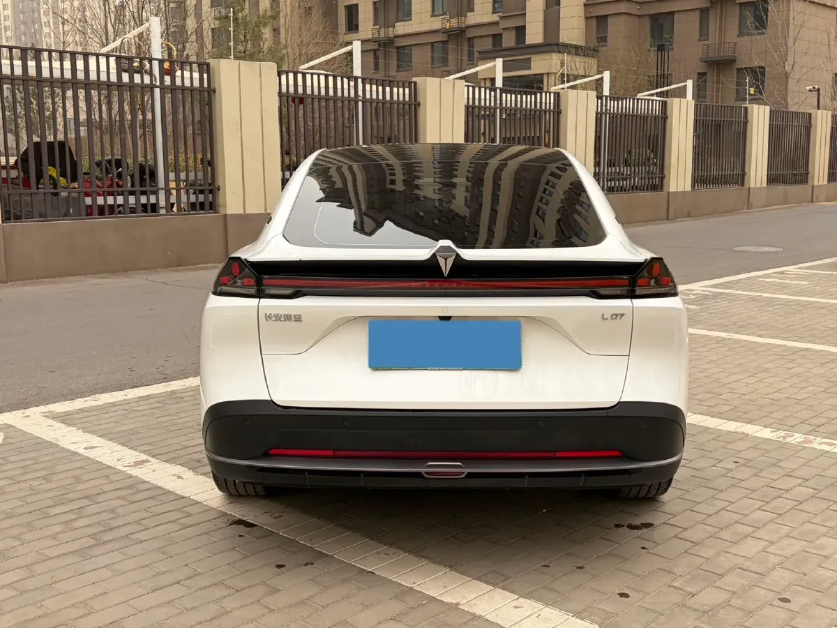 2024 Deepal L07 1.5L 98HP L4 REEV 28.39KWH,autocango,china used car exporter,china ev exporter,chinese used car exporter,chinese used ev exporter