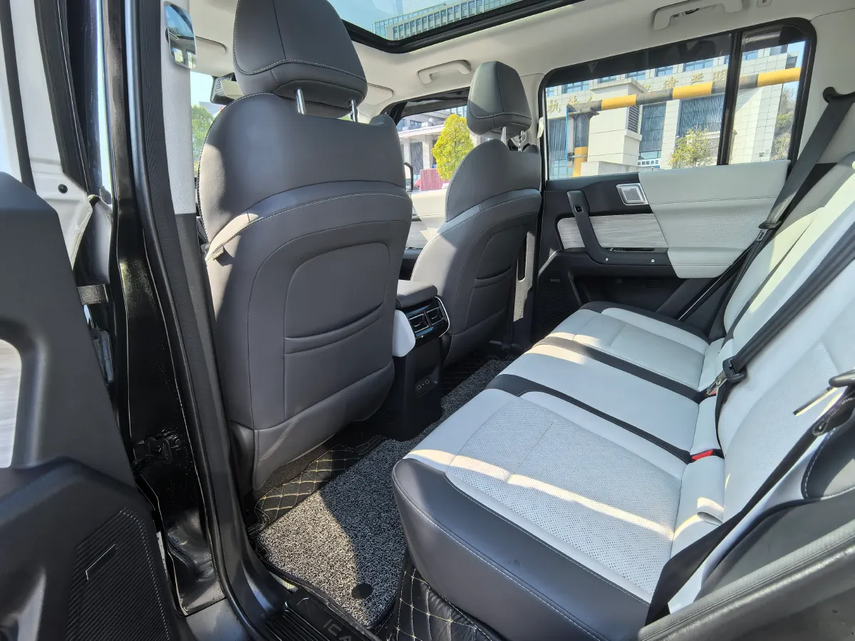 2024 iCAR iCAR 03 BEV 65.69KWH,autocango,china used car exporter,china ev exporter,chinese used car exporter,chinese used ev exporter