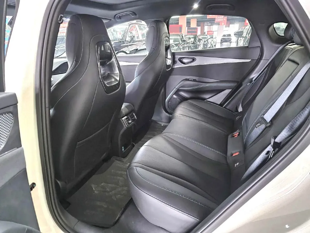 2025 BYD Seal 06 1.5L 101HP L4 E-CVT PHEV 15.87KWH,autocango,china used car exporter,china ev exporter,chinese used car exporter,chinese used ev exporter