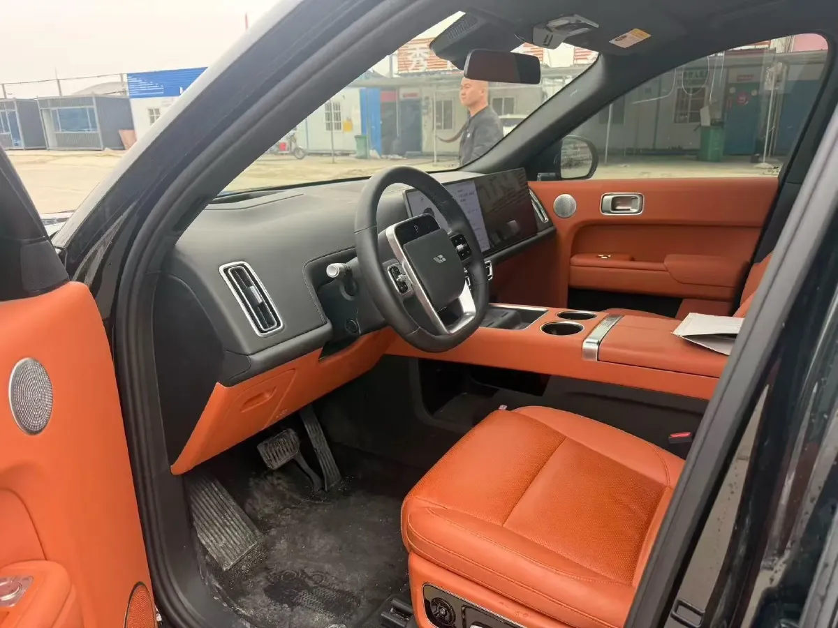 2025 Li L8 Range Extended 154HP REEV,autocango,china used car exporter,china ev exporter,chinese used car exporter,chinese used ev exporter