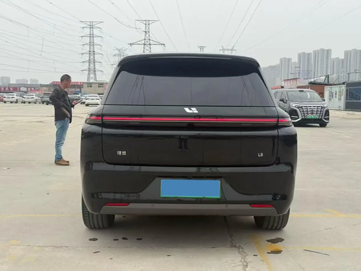 2025 Li L8 Range Extended 154HP REEV,autocango,china used car exporter,china ev exporter,chinese used car exporter,chinese used ev exporter