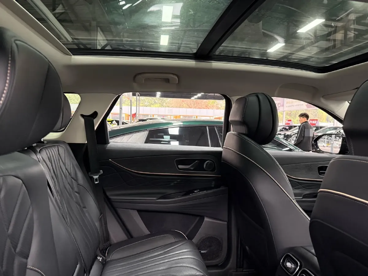 2023 Chery Tiggo 9 2.0T 261HP L4 7DCT,autocango,china used car exporter,china ev exporter,chinese used car exporter,chinese used ev exporter