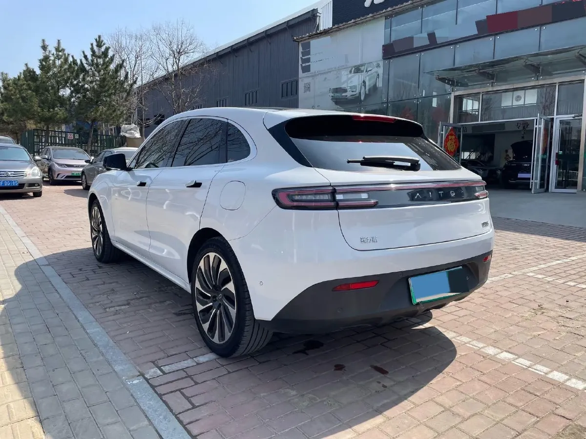 2022 Infiniti Q50L 2.0T 211HP L4 7AT,autocango,china used car exporter,china ev exporter,chinese used car exporter,chinese used ev exporter