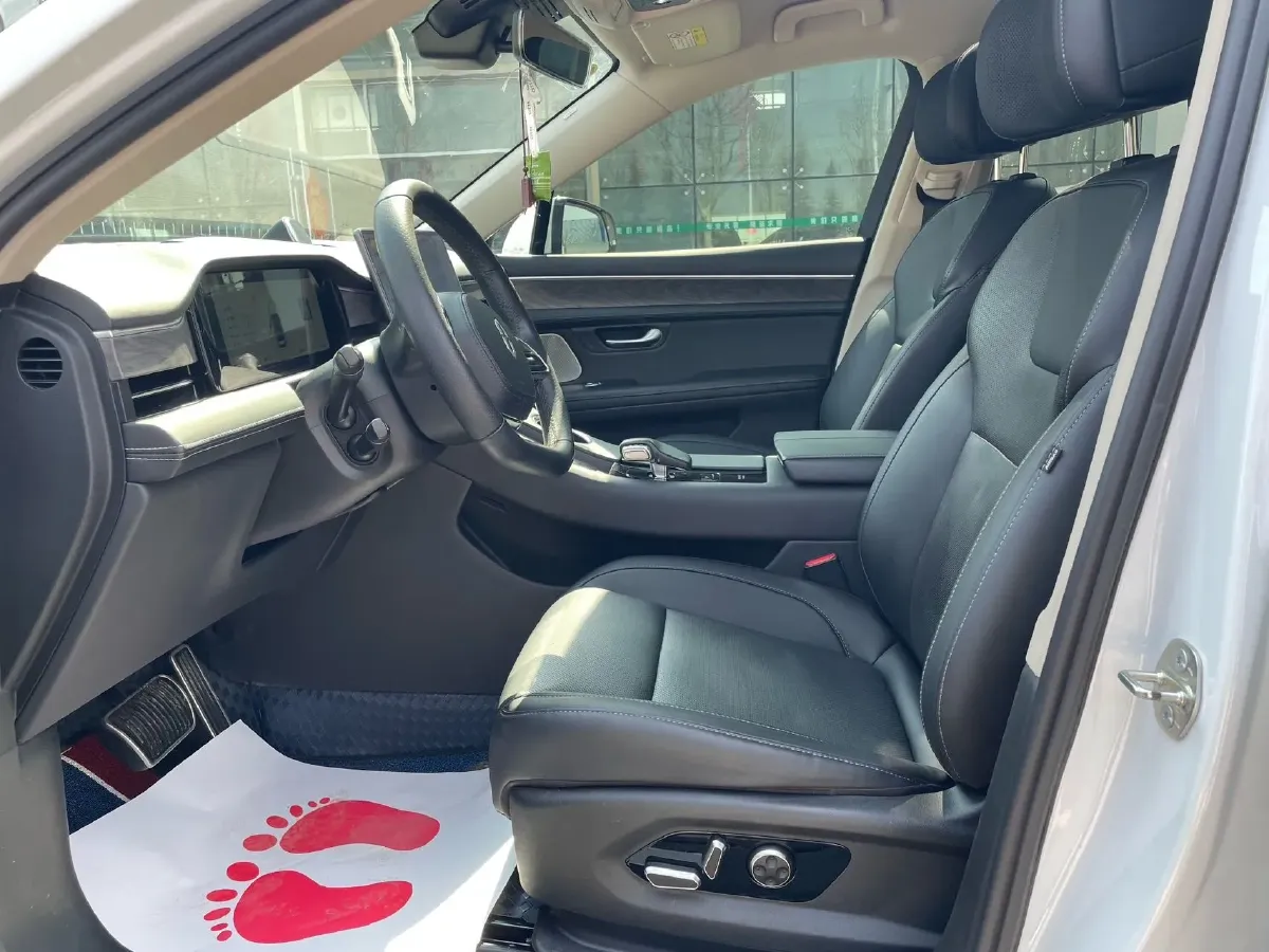 2022 Infiniti Q50L 2.0T 211HP L4 7AT,autocango,china used car exporter,china ev exporter,chinese used car exporter,chinese used ev exporter