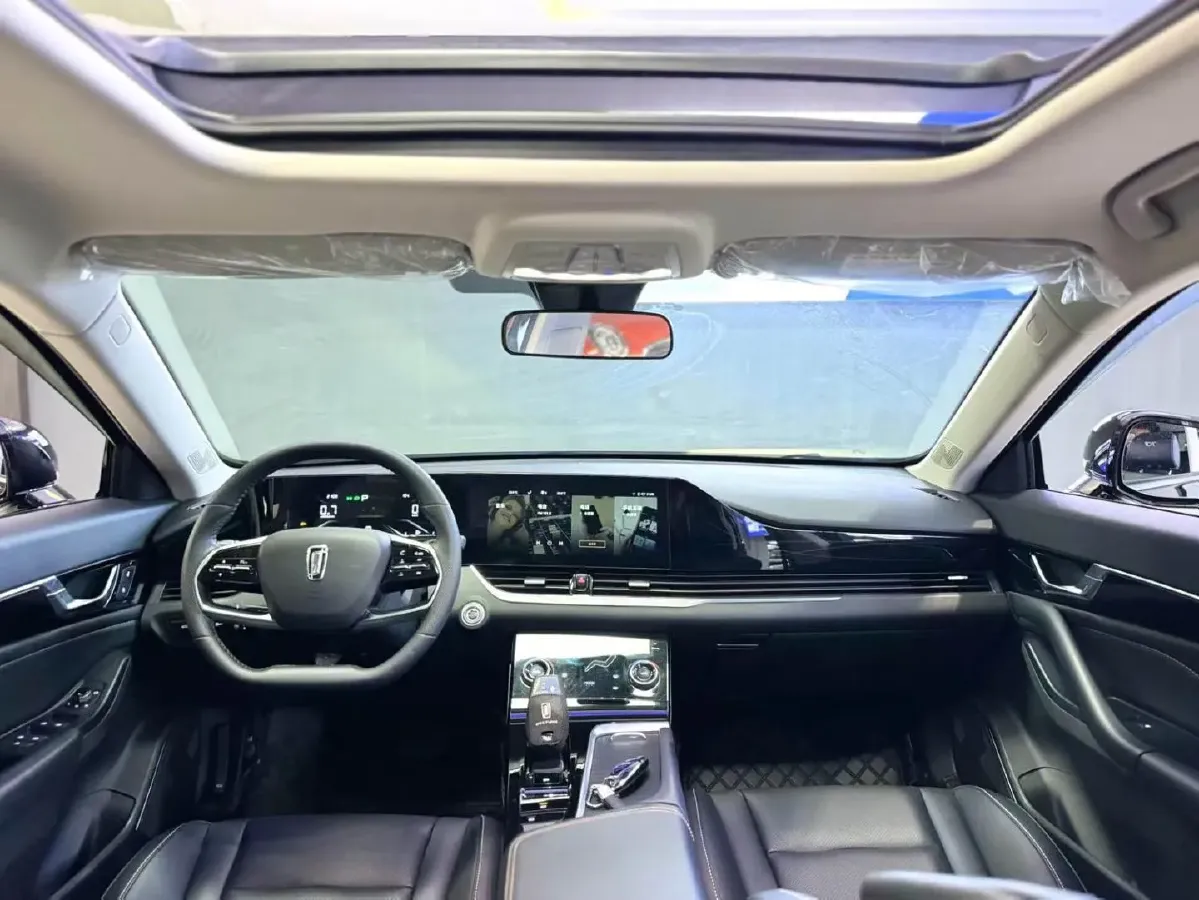 2023 Bestune B70 1.5T 169HP L4 7DCT,autocango,china used car exporter,china ev exporter,chinese used car exporter,chinese used ev exporter