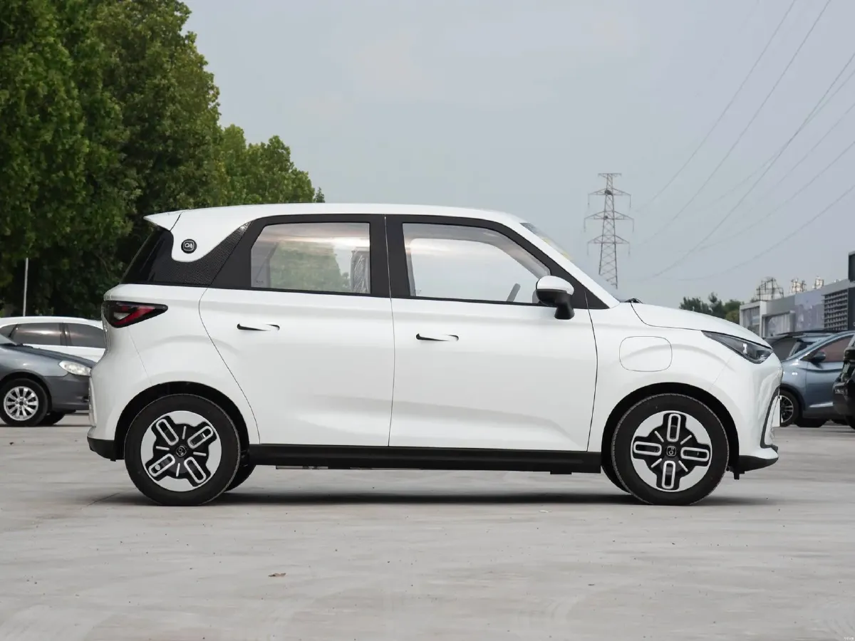 2025 Isuzu LingTuo 2.5T 150HP L4 8AT,autocango,china used car exporter,china ev exporter,chinese used car exporter,chinese used ev exporter