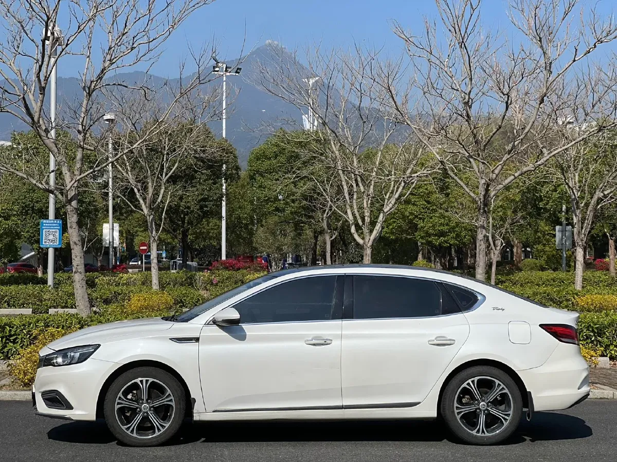 2017 MG MG6 1.5T 169HP L4 7DCT,autocango,china used car exporter,china ev exporter,chinese used car exporter,chinese used ev exporter