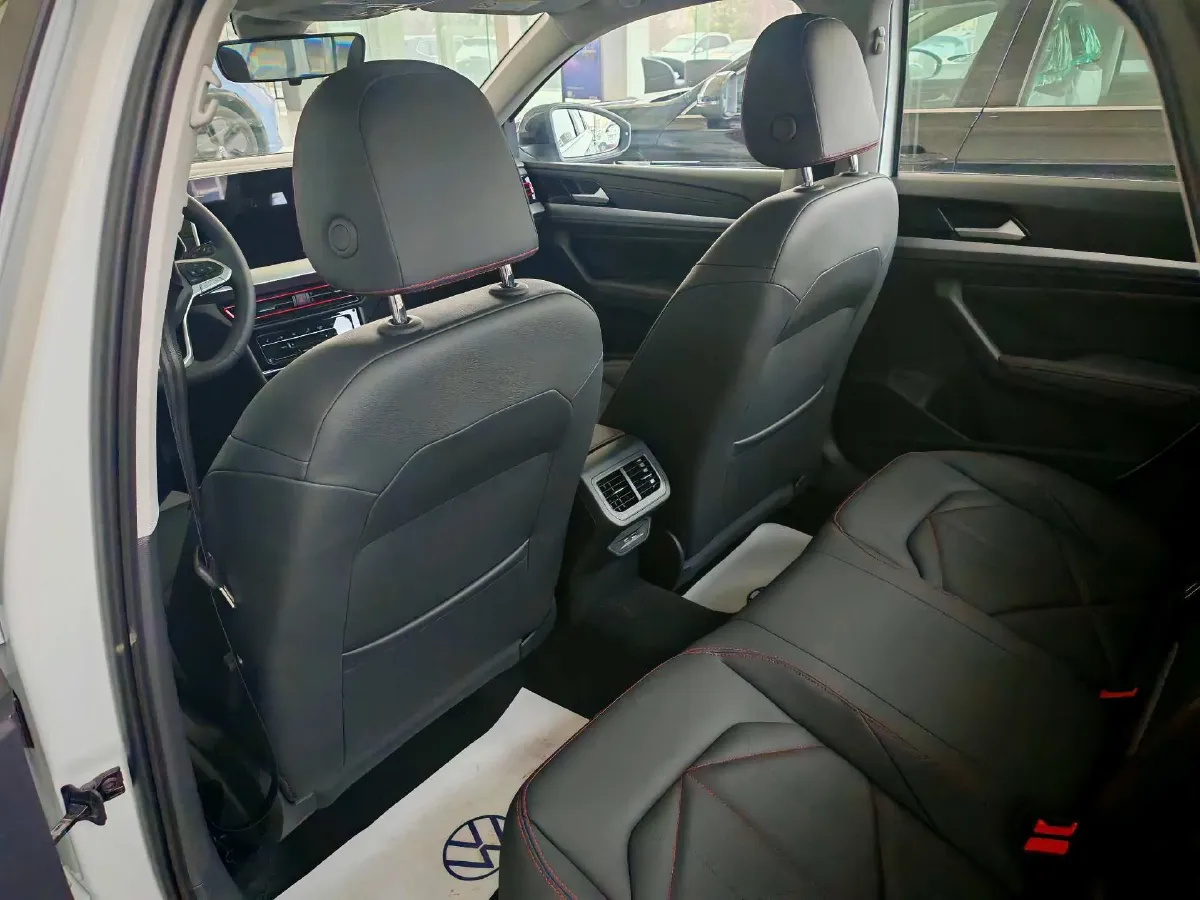 2024 Volkswagen Lavida 1.5T 160HP L4 7DCT,autocango,china used car exporter,china ev exporter,chinese used car exporter,chinese used ev exporter