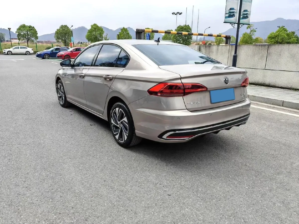 2024 Volkswagen Bora 1.5T 160HP L4 7DCT,autocango,china used car exporter,china ev exporter,chinese used car exporter,chinese used ev exporter