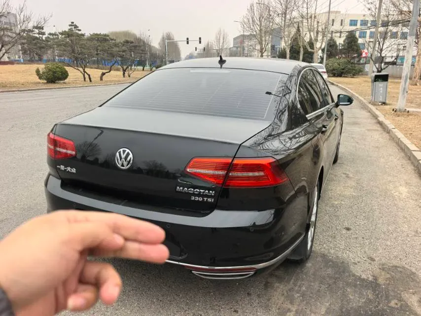 2019 Volkswagen Magotan 2.0T 186HP L4 7DCT,autocango,china used car exporter,china ev exporter,chinese used car exporter,chinese used ev exporter