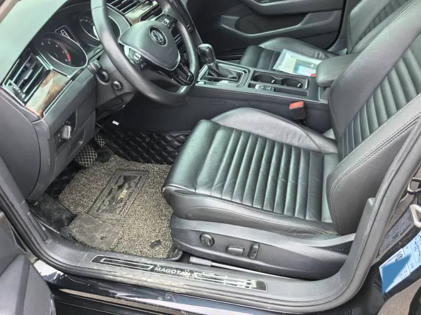 2019 Volkswagen Magotan 2.0T 186HP L4 7DCT,autocango,china used car exporter,china ev exporter,chinese used car exporter,chinese used ev exporter