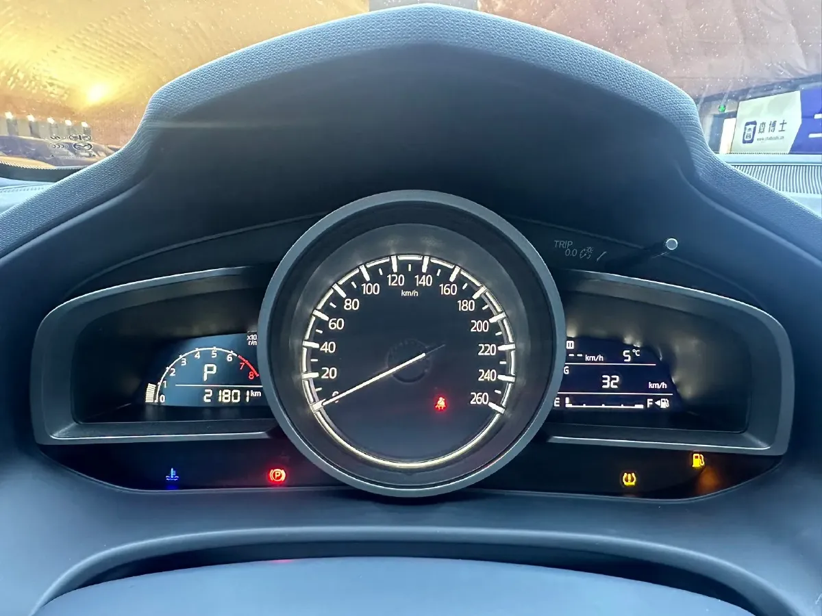 2021 Mazda CX-4 2.0L 158HP L4 6AT,autocango,china used car exporter,china ev exporter,chinese used car exporter,chinese used ev exporter