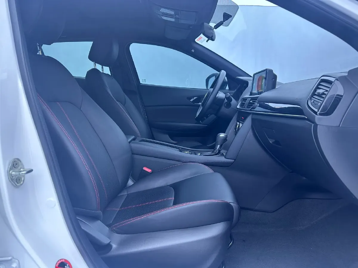 2021 Mazda CX-4 2.0L 158HP L4 6AT,autocango,china used car exporter,china ev exporter,chinese used car exporter,chinese used ev exporter