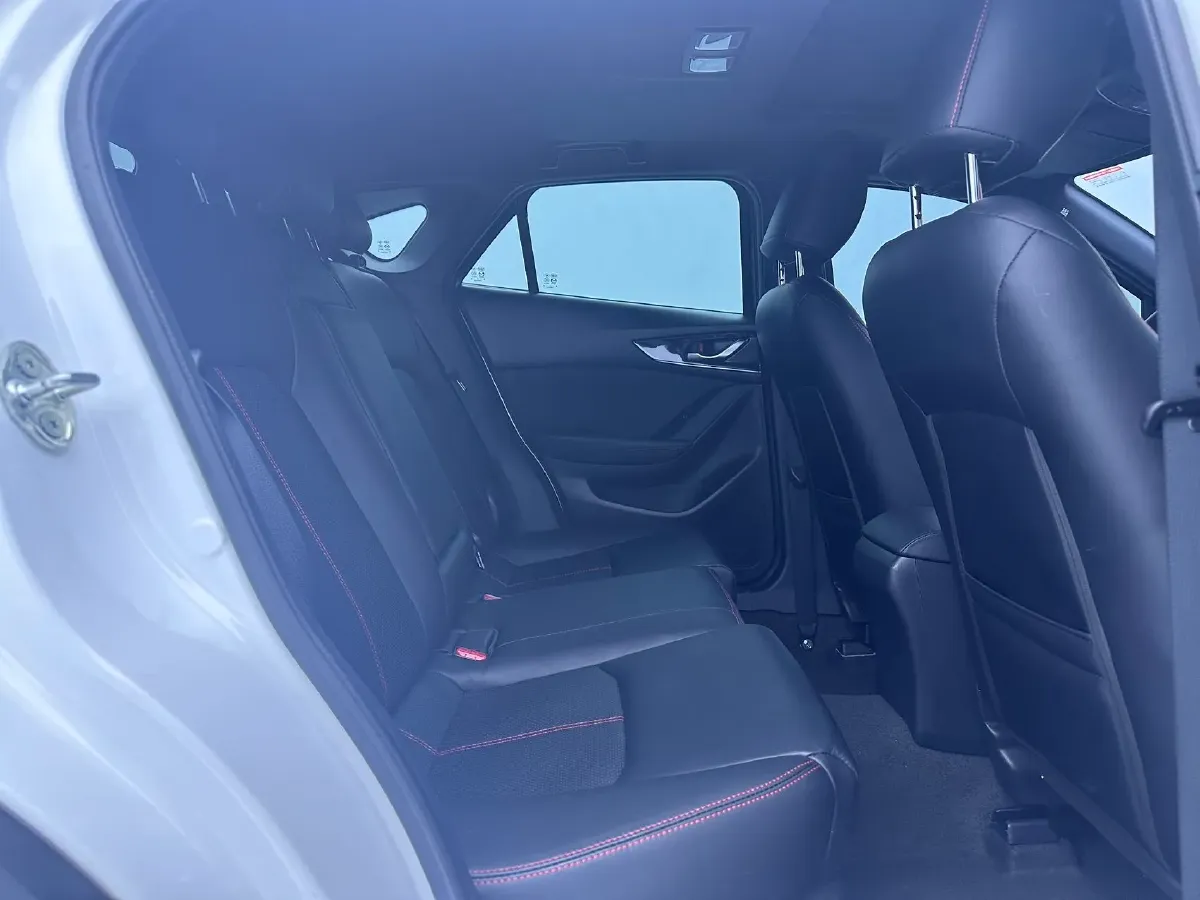 2021 Mazda CX-4 2.0L 158HP L4 6AT,autocango,china used car exporter,china ev exporter,chinese used car exporter,chinese used ev exporter