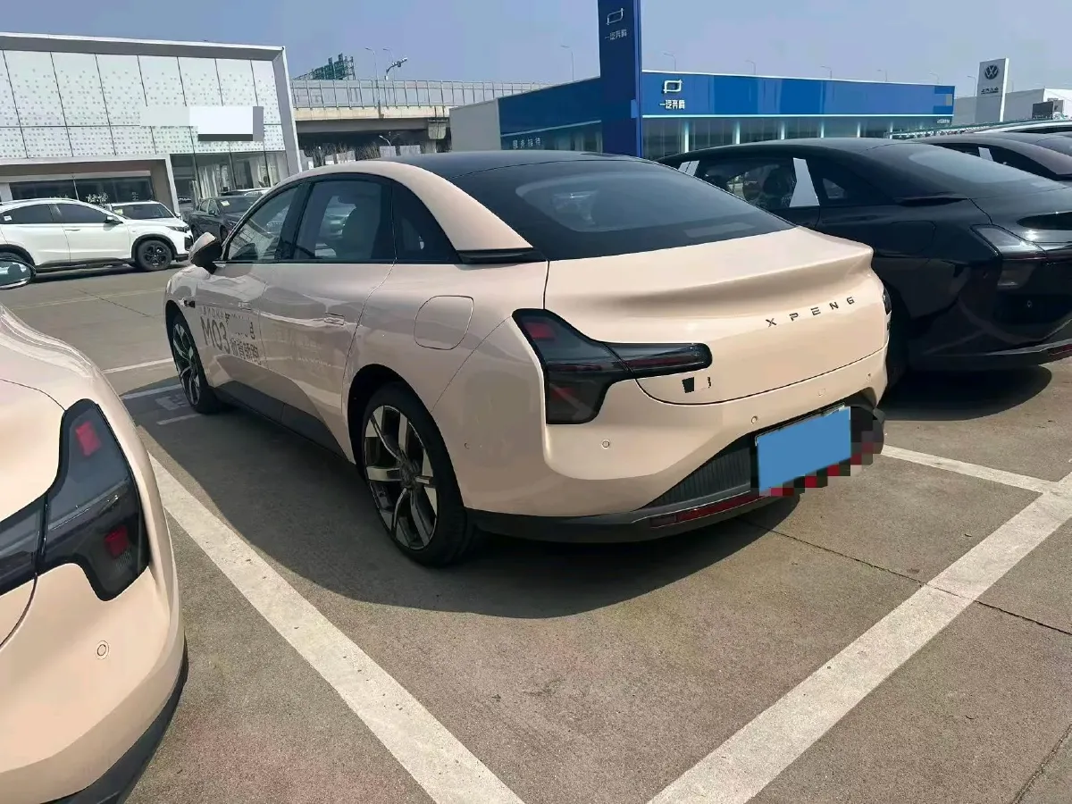 2024 Xpeng MONA M03 BEV 62.2KWH,autocango,china used car exporter,china ev exporter,chinese used car exporter,chinese used ev exporter