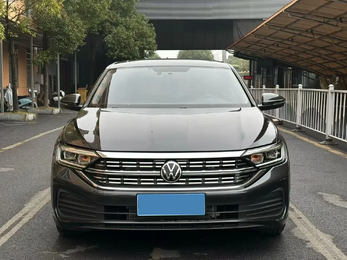 2025 Volkswagen Sagitar 1.2T 116HP L4 7DCT,autocango,china used car exporter,china ev exporter,chinese used car exporter,chinese used ev exporter