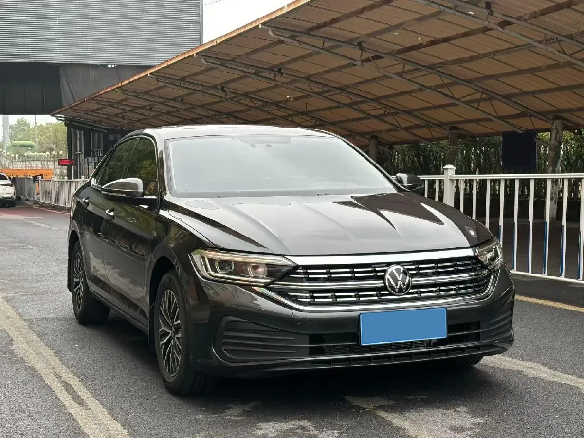 2025 Volkswagen Sagitar 1.2T 116HP L4 7DCT,autocango,china used car exporter,china ev exporter,chinese used car exporter,chinese used ev exporter