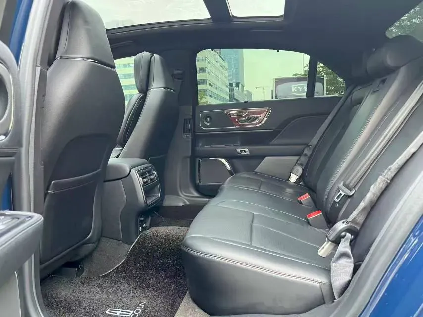 2019 Mercedes-Benz C Class 1.5T 184HP L4 9AT,autocango,china used car exporter,china ev exporter,chinese used car exporter,chinese used ev exporter