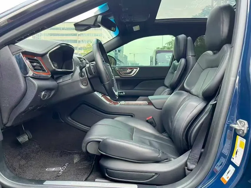 2019 Mercedes-Benz C Class 1.5T 184HP L4 9AT,autocango,china used car exporter,china ev exporter,chinese used car exporter,chinese used ev exporter