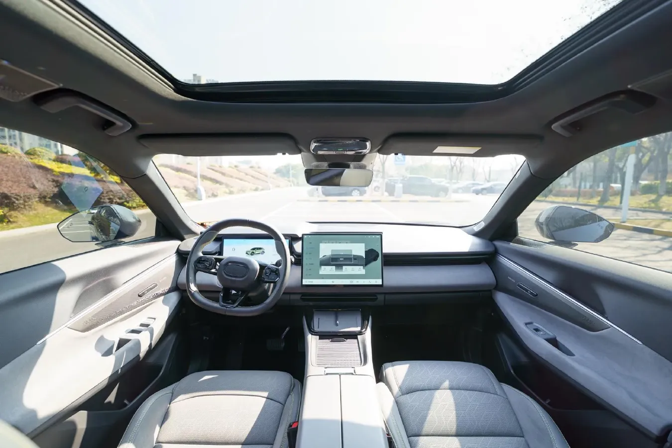 2025 LYNK&CO 08 EM-P 1.5T 163HP L4 3DHT PHEV 21.2KWH,autocango,china used car exporter,china ev exporter,chinese used car exporter,chinese used ev exporter