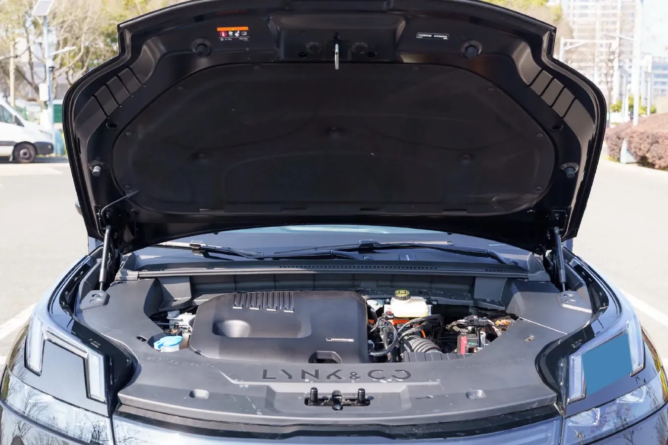 2025 LYNK&CO 08 EM-P 1.5T 163HP L4 3DHT PHEV 21.2KWH,autocango,china used car exporter,china ev exporter,chinese used car exporter,chinese used ev exporter