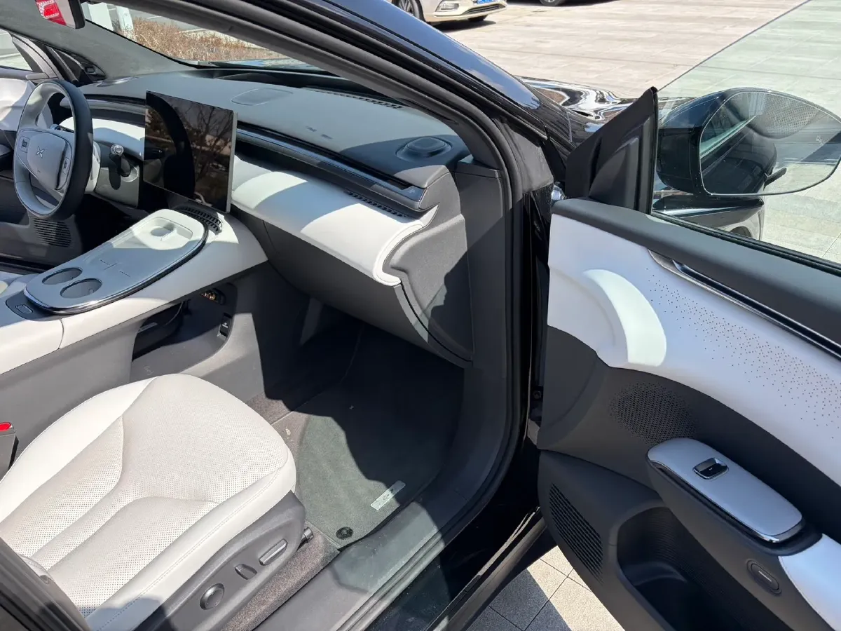 2025 Xpeng G7 BEV,autocango,china used car exporter,china ev exporter,chinese used car exporter,chinese used ev exporter