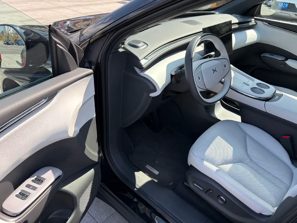 2025 Xpeng G7 BEV,autocango,china used car exporter,china ev exporter,chinese used car exporter,chinese used ev exporter