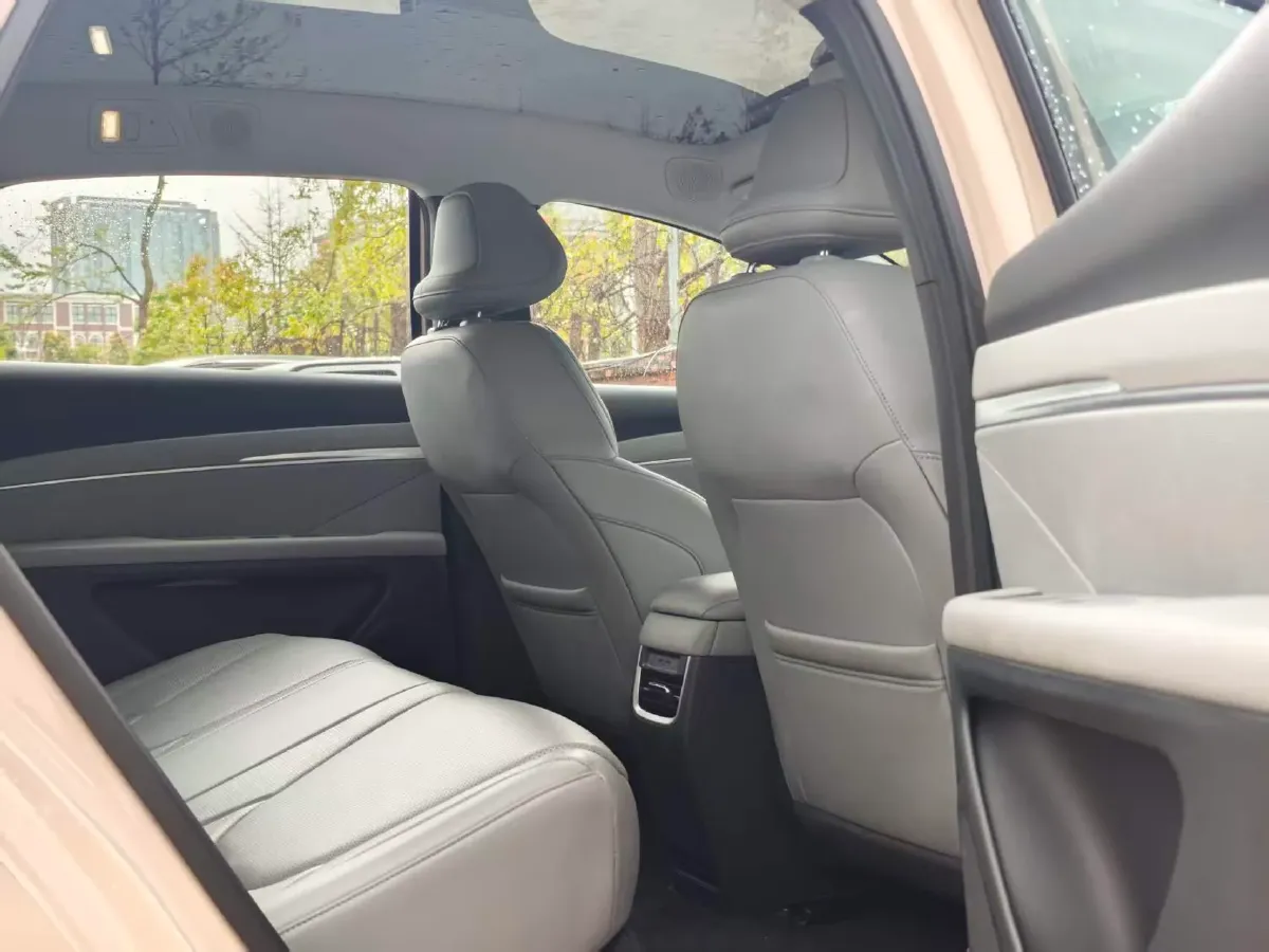 2024 Xpeng MONA M03 BEV 62.2KWH,autocango,china used car exporter,china ev exporter,chinese used car exporter,chinese used ev exporter