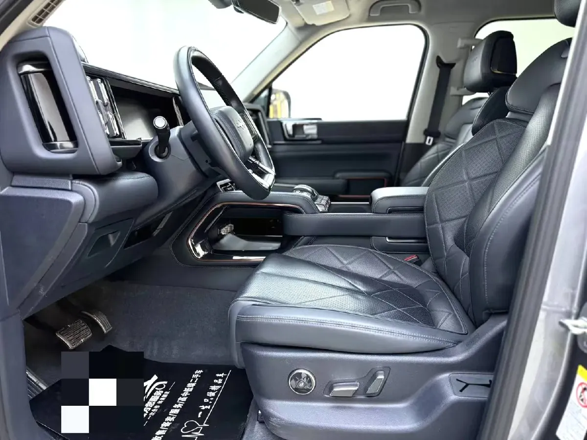 2023 FangChengBao Bao 5 1.5T 194HP L4 E-CVT PHEV 31.8KWH,autocango,china used car exporter,china ev exporter,chinese used car exporter,chinese used ev exporter