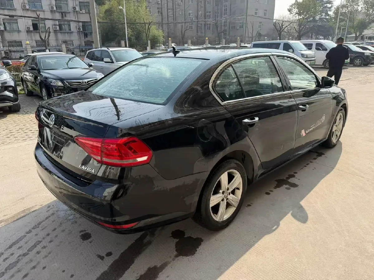 2017 Volkswagen Lavida 1.6L 110HP L4 6AT,autocango,china used car exporter,china ev exporter,chinese used car exporter,chinese used ev exporter