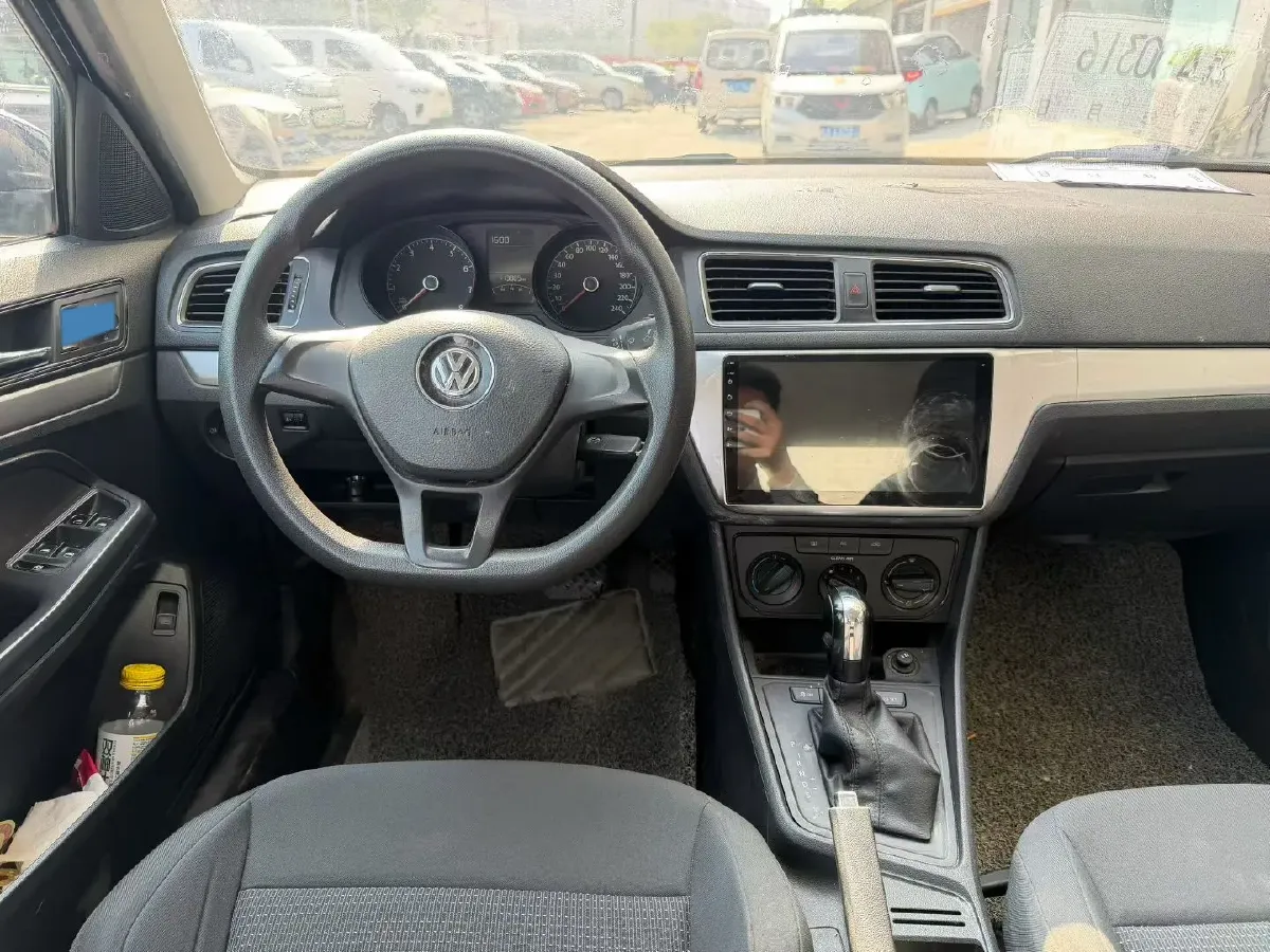 2017 Volkswagen Lavida 1.6L 110HP L4 6AT,autocango,china used car exporter,china ev exporter,chinese used car exporter,chinese used ev exporter