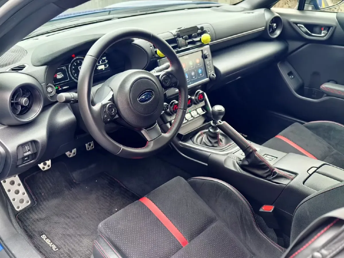 2022 Subaru BRZ 2.4L 234HP H4 6MT,autocango,china used car exporter,china ev exporter,chinese used car exporter,chinese used ev exporter