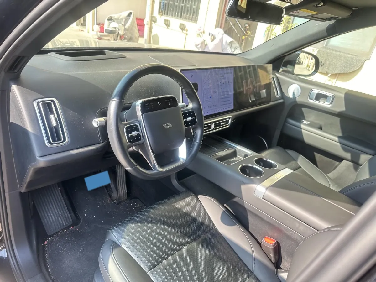 2024 Li L6 Range Extended 154HP L4 REEV 36.8KWH,autocango,china used car exporter,china ev exporter,chinese used car exporter,chinese used ev exporter